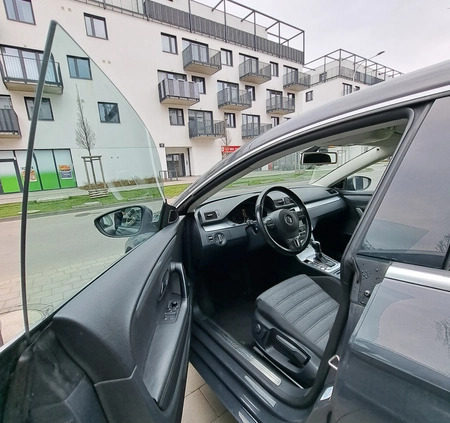 Volkswagen CC cena 40000 przebieg: 240000, rok produkcji 2013 z Wrocław małe 277